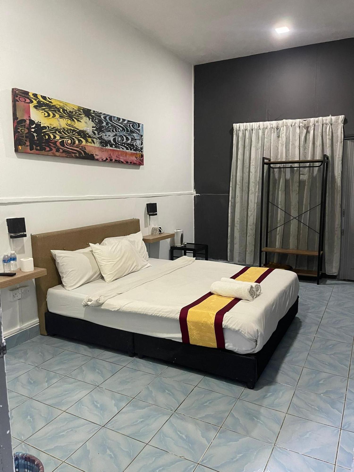 Green Town Hotel And Resort Port Dickson Bagian luar foto
